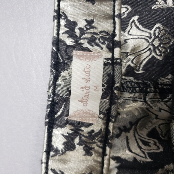 Altard state black & gold jeggings size medium - Picture 9 of 10